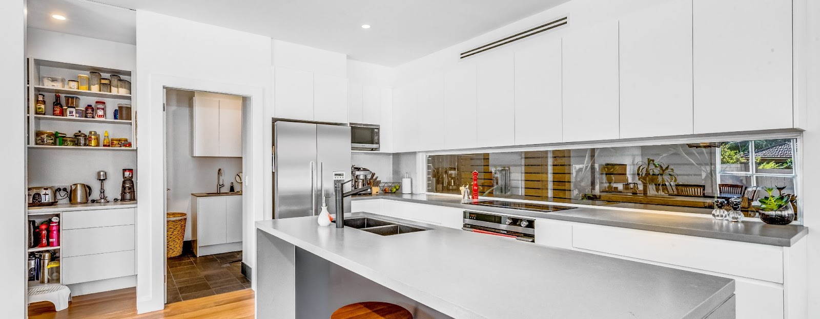 Kitchen area